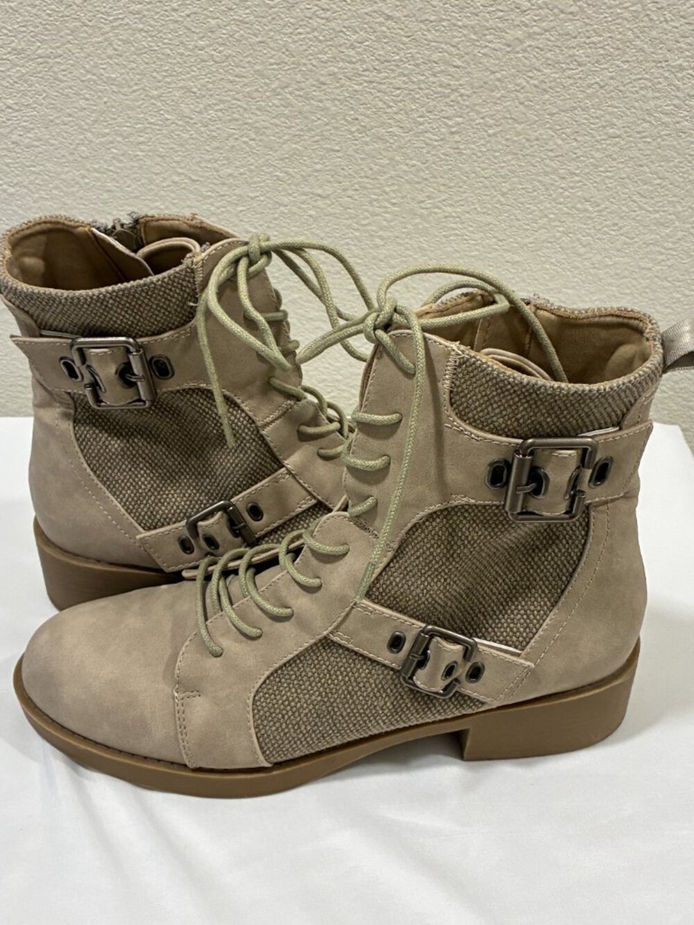 ROCKET DOG Pearly Tan Faux Suede/Textile Lace Up Side Zip Ankle Boot Women 10